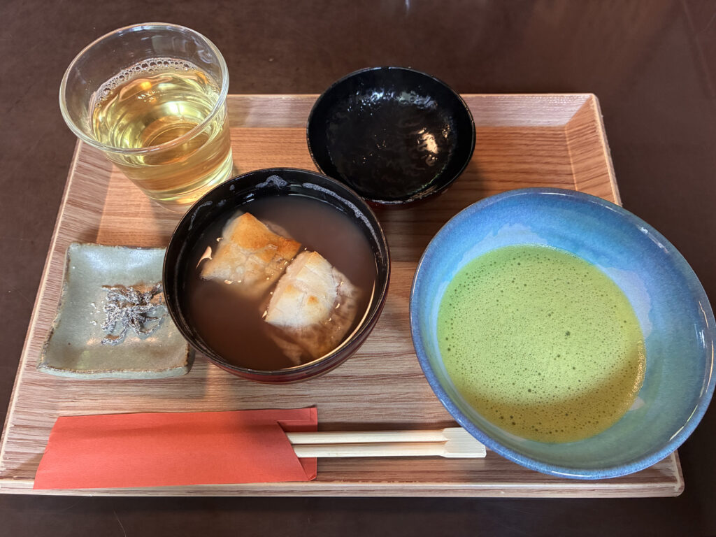 ぜんざいと抹茶のセット